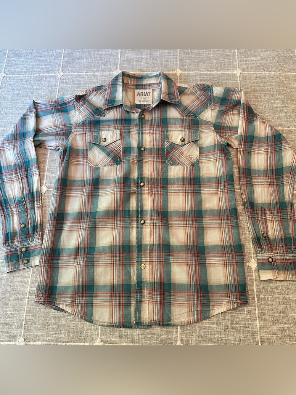 Ariat Retro Western Plaid Long Sleeve Button Down, Large
